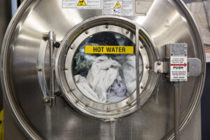 hot water laundry machine